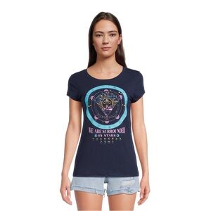 Wound Up Women's Surrounded By Stars Short Sleeve Graphic T-Shirt Size XS Zodiac
